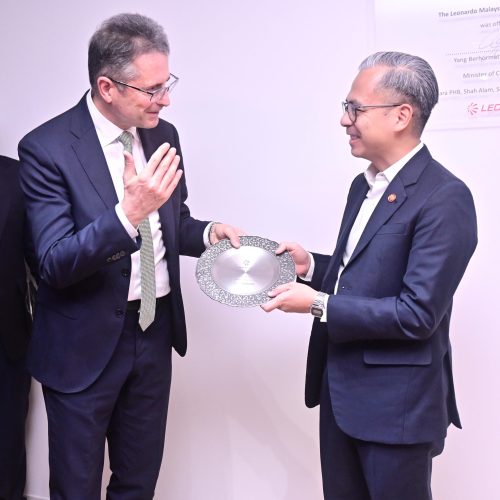 Leonardo Regional Cyber Centre Malaysia 6 Token of Appreciation